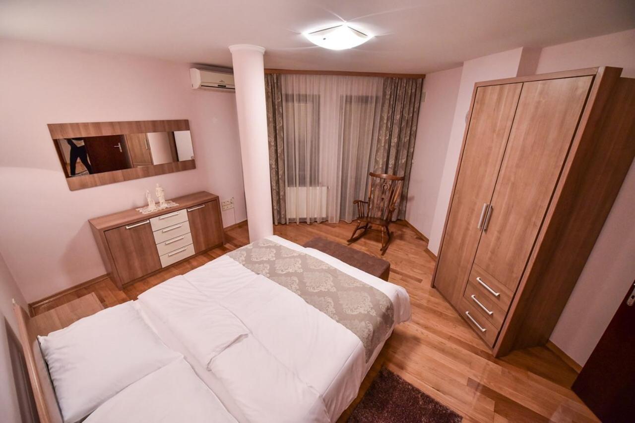 Apartman Natalija Banja Luka Bagian luar foto